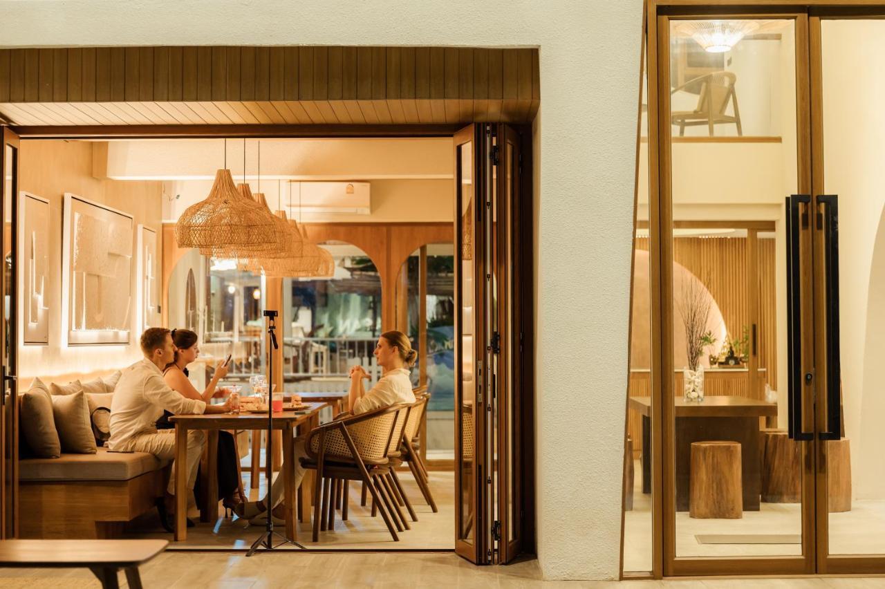 Tasana Bar And Luxury Resort 格兰岛 外观 照片