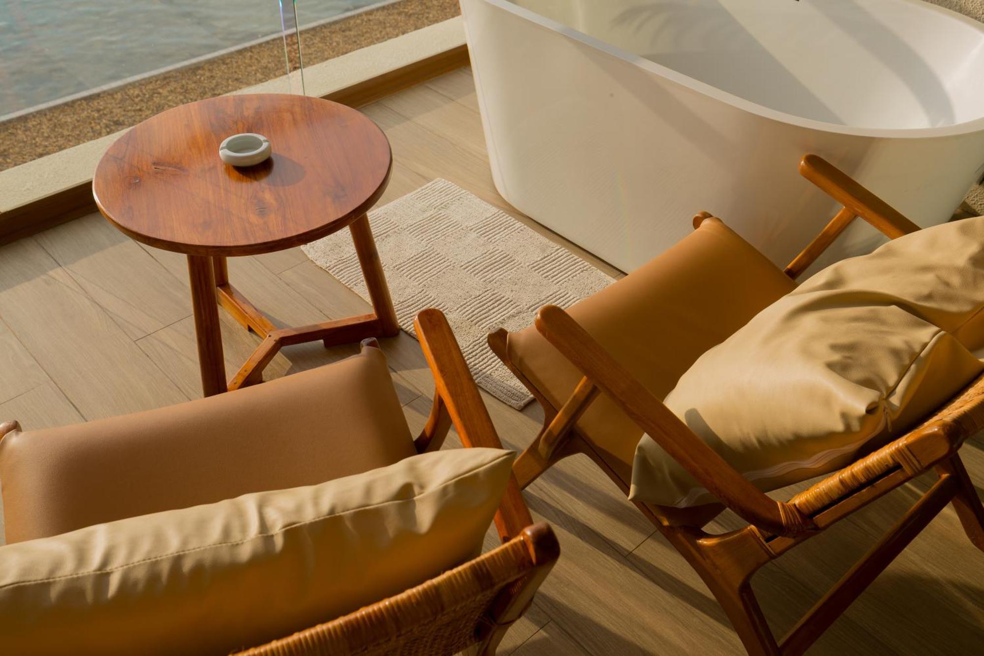 Tasana Bar And Luxury Resort 格兰岛 外观 照片